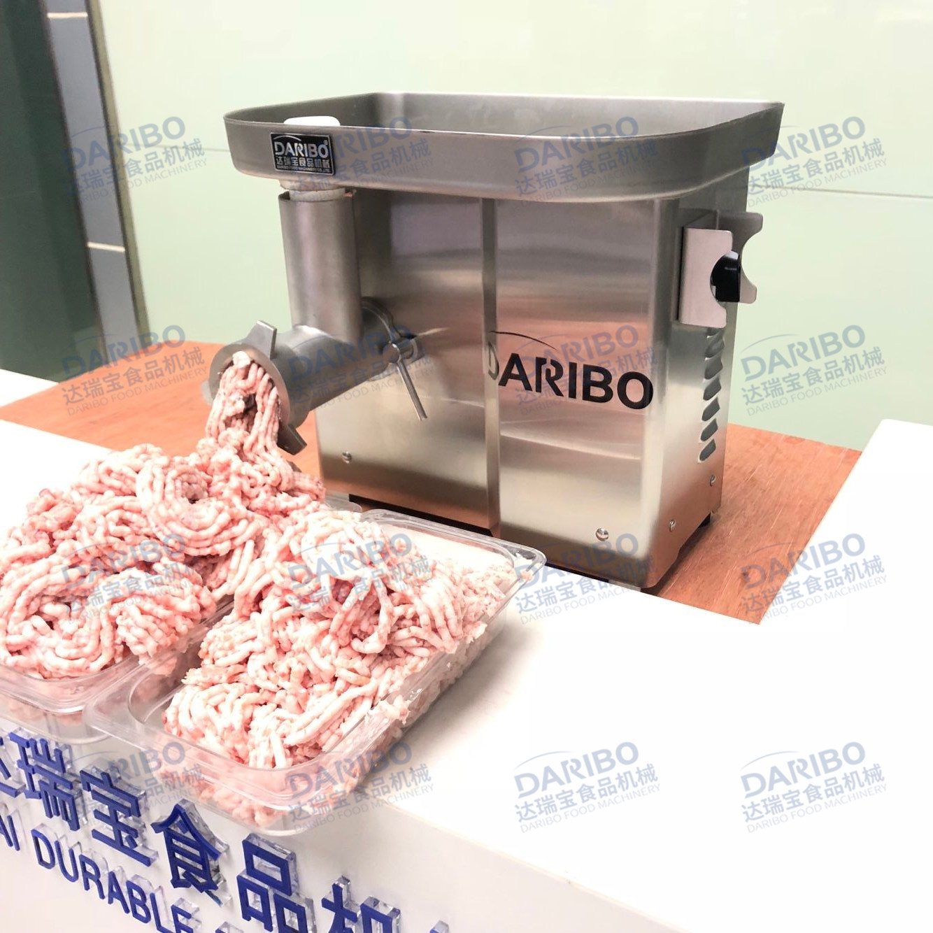 *台式肉馅机 鸡鸭骨架粉碎机 冻肉绞肉机炸丸子店肉店专用馅料机