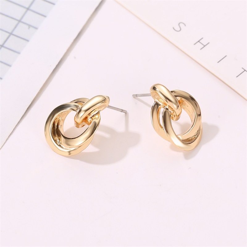 Textured Double Metal Winding Earrings Temperament Circle Knot Earrings Women display picture 3