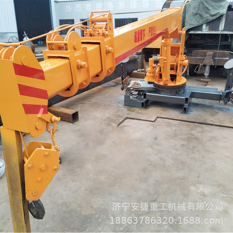 厂家供应渔船用起重机 码头船吊克令吊 8吨液压浮船吊