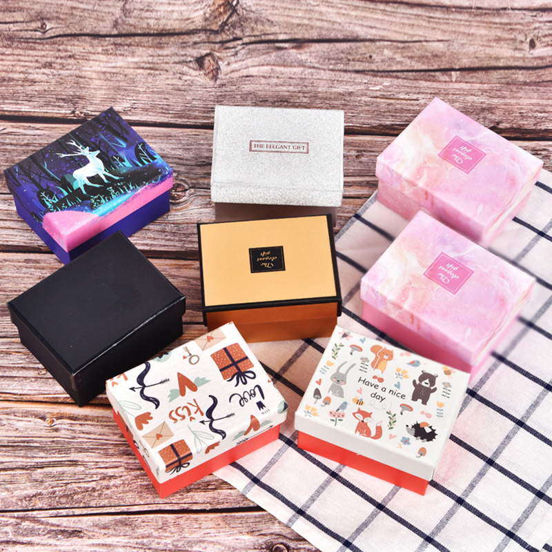 粉色卡通盒子 耳环饰品包装盒 硬首饰盒 手工皂礼盒 创意梦幻少女