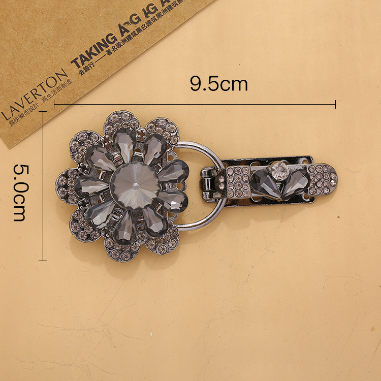 厂家批发新款水钻玻璃合金金属纽扣裘皮扣水貂扣皮鸭嘴扣防皮草扣