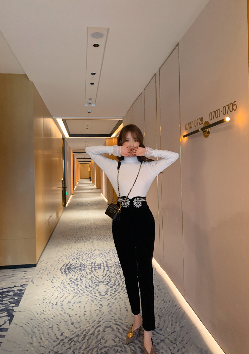 Quần nhung nữ cạp cao họa tiết thêu ống skinny — Màu đen chi tiết 8
