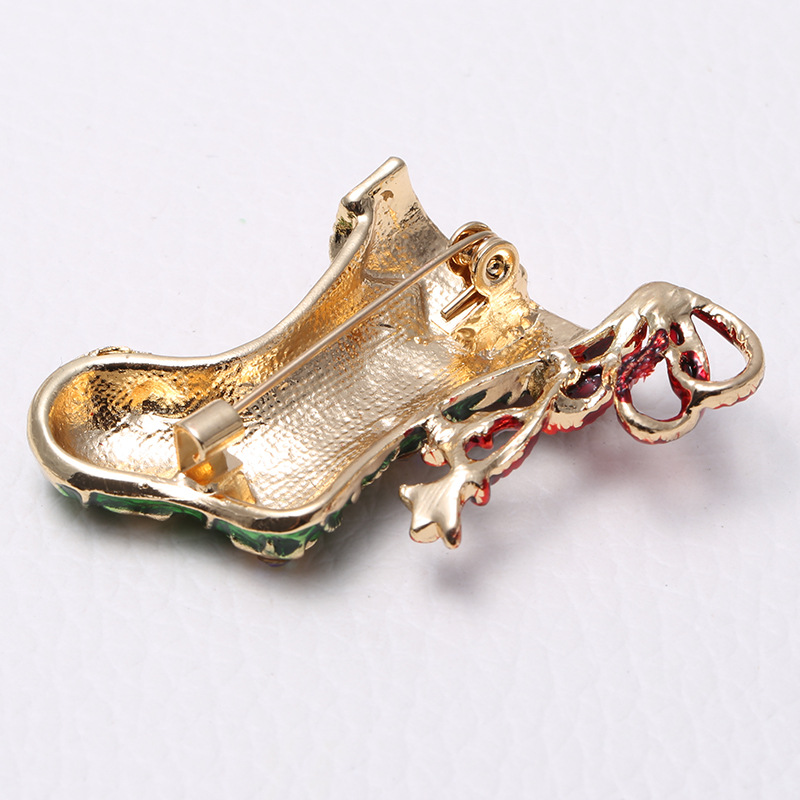 30g Weight Brooches Classification Daily Occasion Alloy Material Christmas Festival Human Pattern Women'S Gender Water Drop Design Fashion Style Fashion Pin Human Alloy Water Drop Women'S Brooches 29