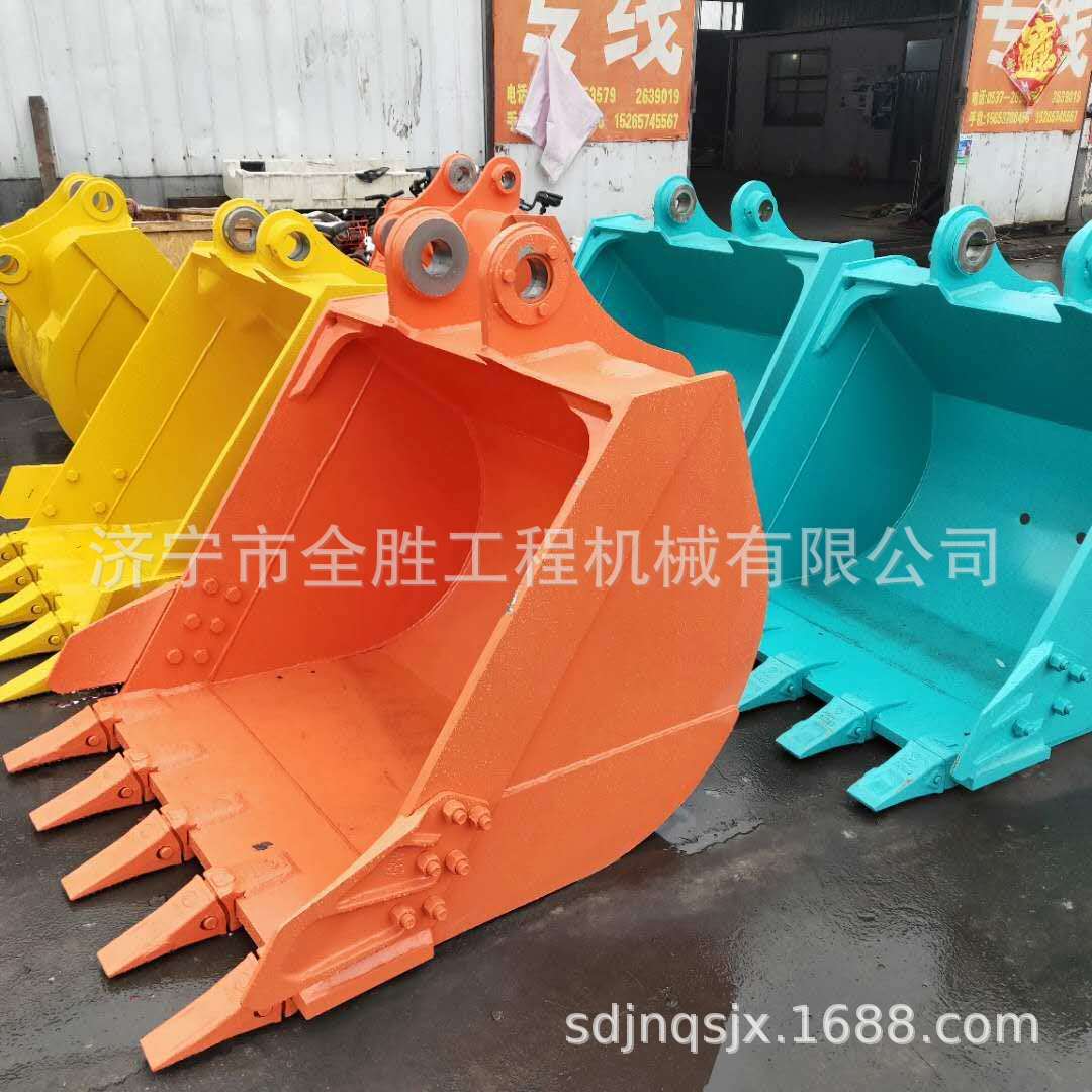 批发挖掘机CAT320D岩石挖斗 网格漏斗 斗齿 齿座 水箱 油散