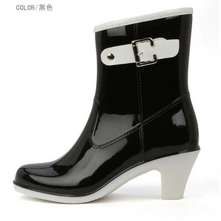 Fashionable high small boots, shoes