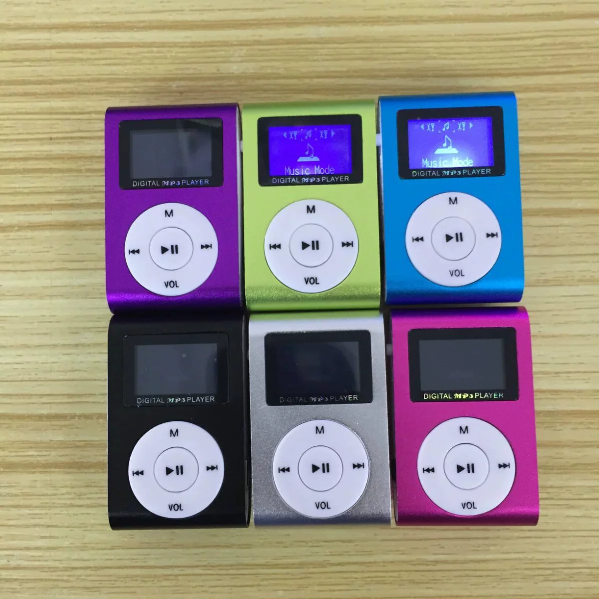 Карманный MP3 плеер, металлический корпус, компактный 45×29×12 мм, время работы от батареи 4 ч
