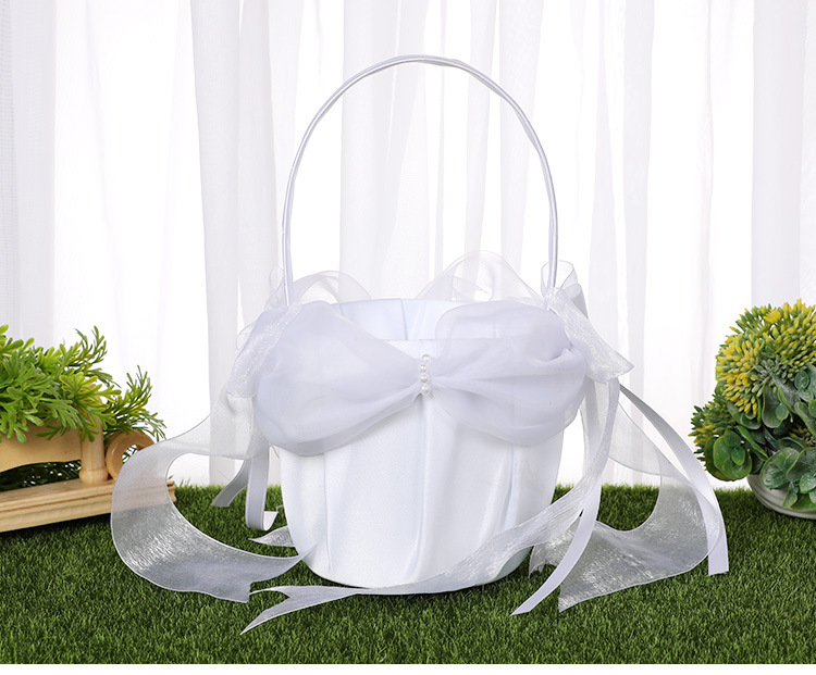 Western-style white flower basket wedding flower scattering, lace bow flower basket, flower girl carrying basket wedding supplies wholesale detail image 4
