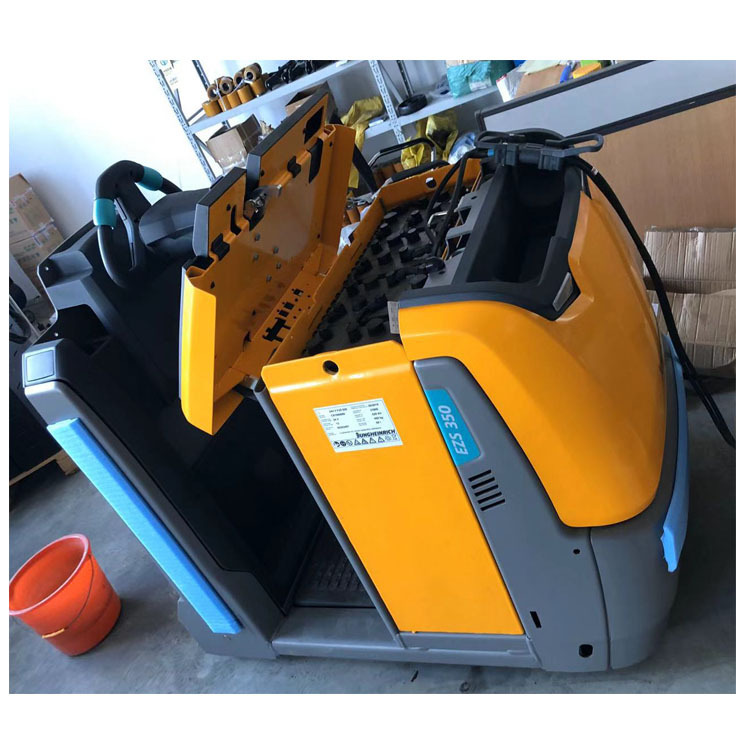 租赁永恒力EZS350 二手5000kg站驾牵引车多功能方向盘