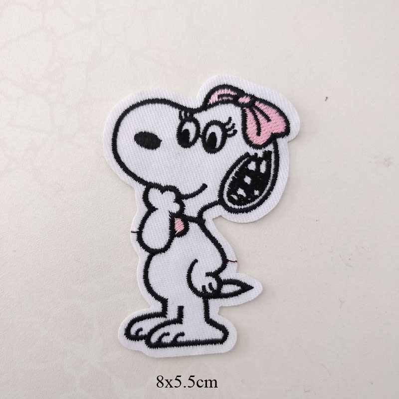 スヌーピー布ステッカー刺繍パッチバッジ子供服アクセサリー穴付きステッカー日本tシャツバッグ装飾diy