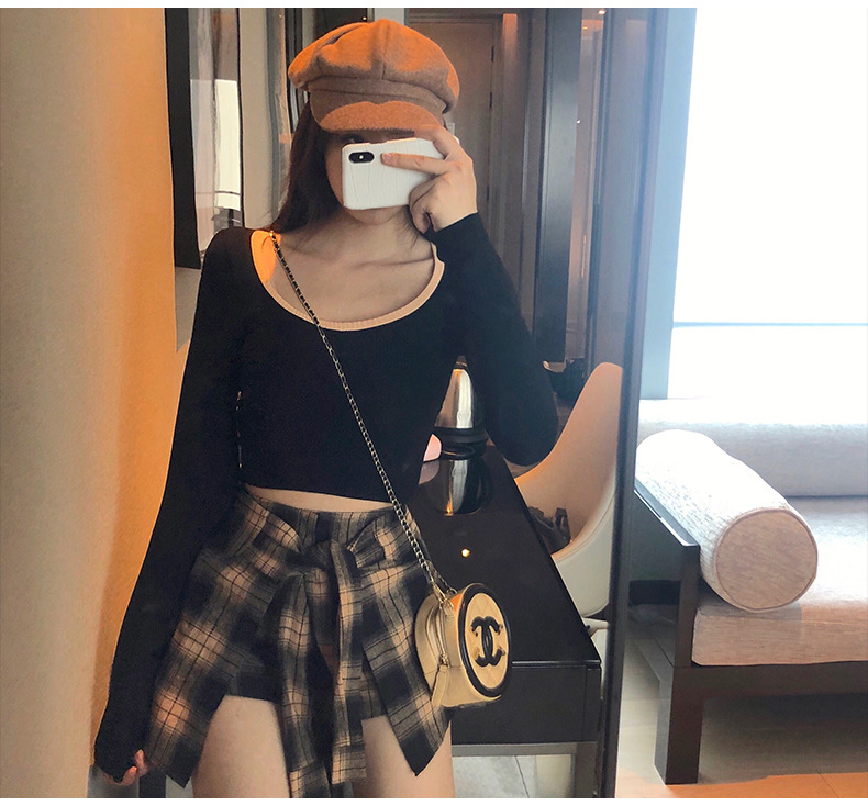 High-waisted plaid shorts 5