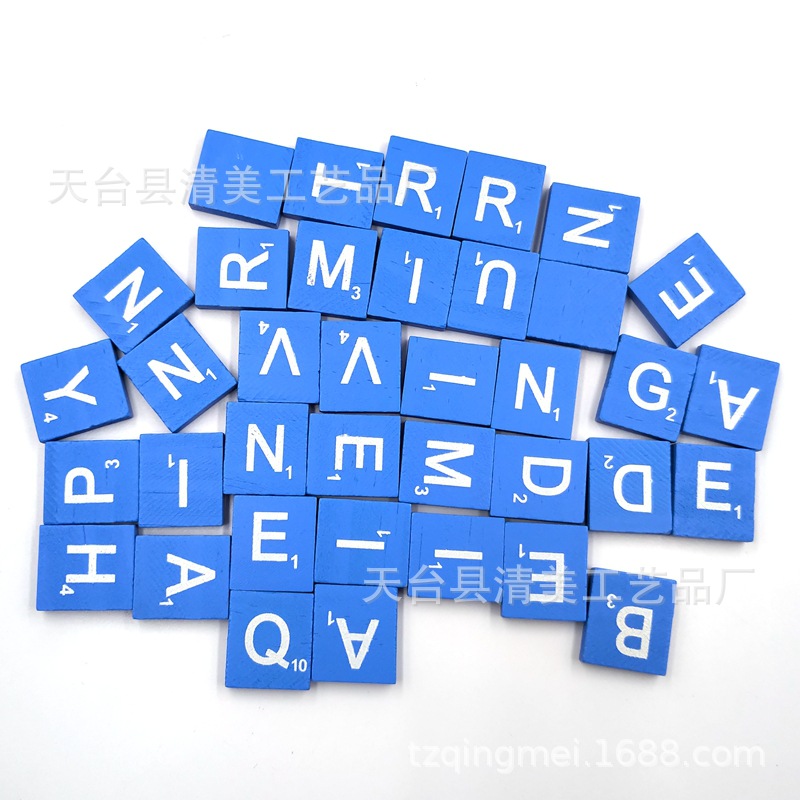 Letras blancas coloridas cartas de rompecabezas de educación temprana cuadrados estándar piezas de madera 100 unidades un paquete