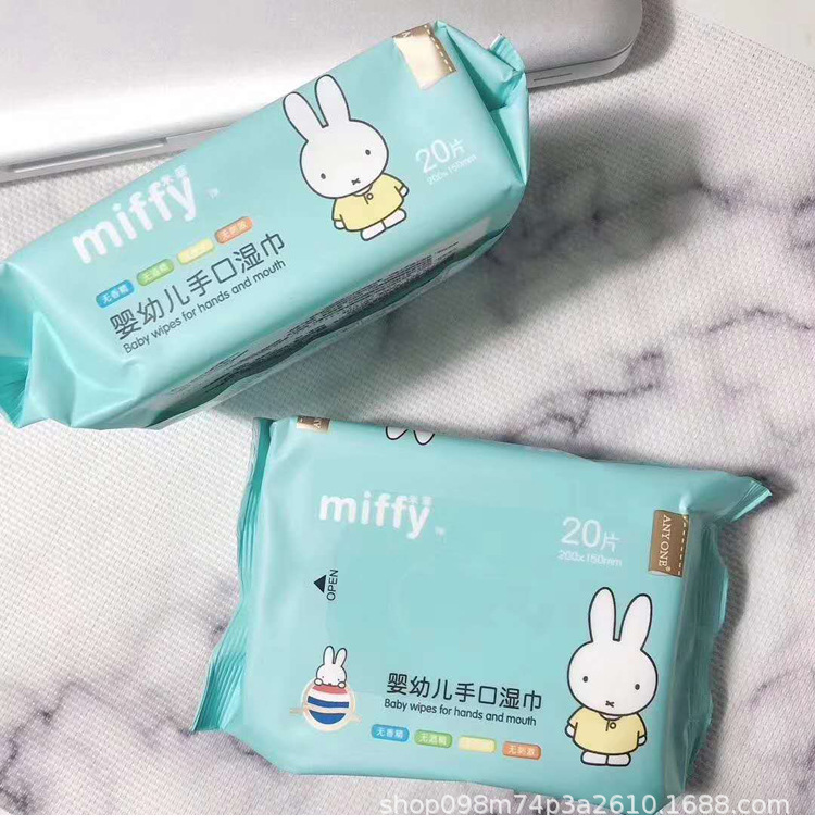 婴儿手口湿巾20抽_02.jpg