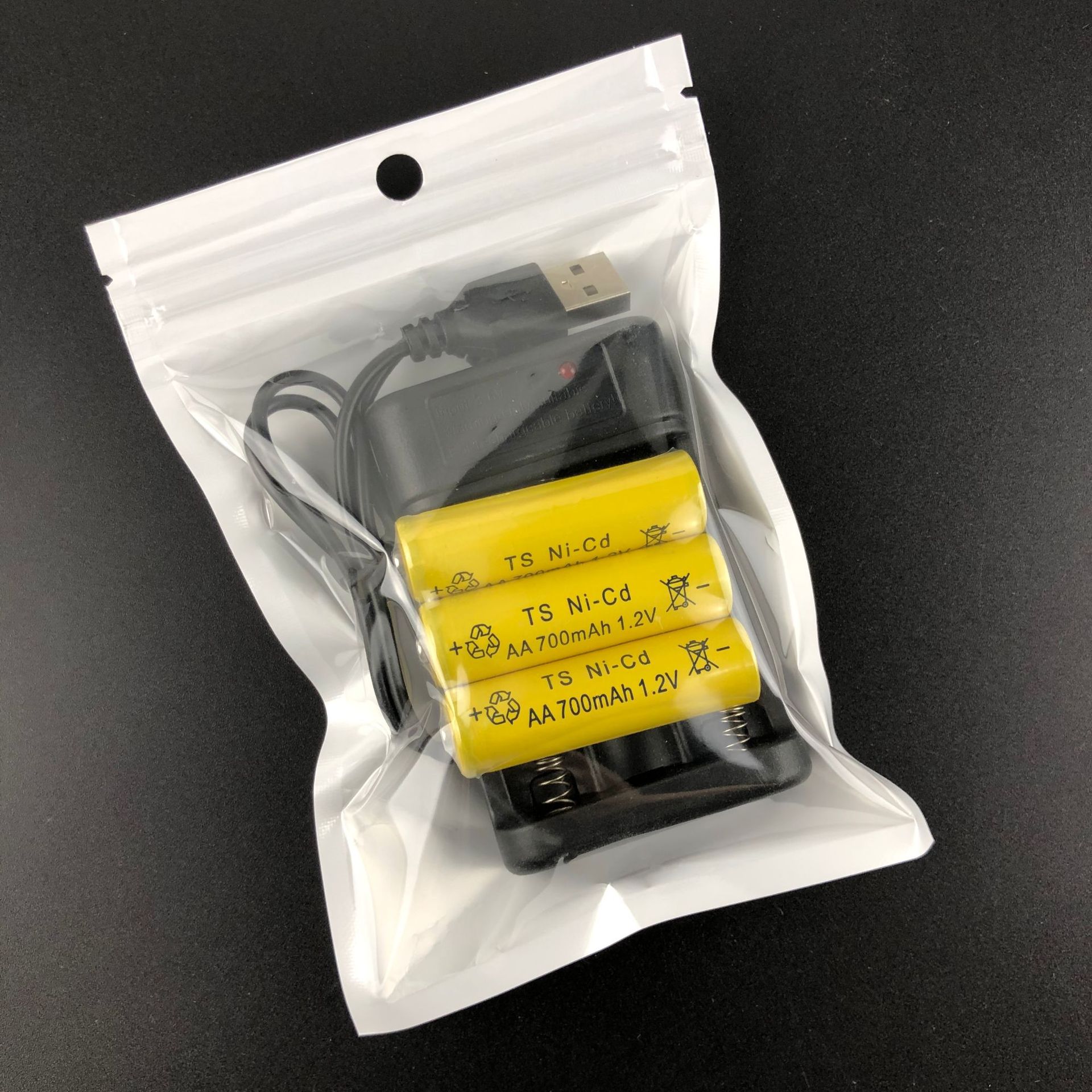 定制三槽ni Cd5号玩具车遥控aa电池三座充电器套装usb充电组3 6v 嗨享购