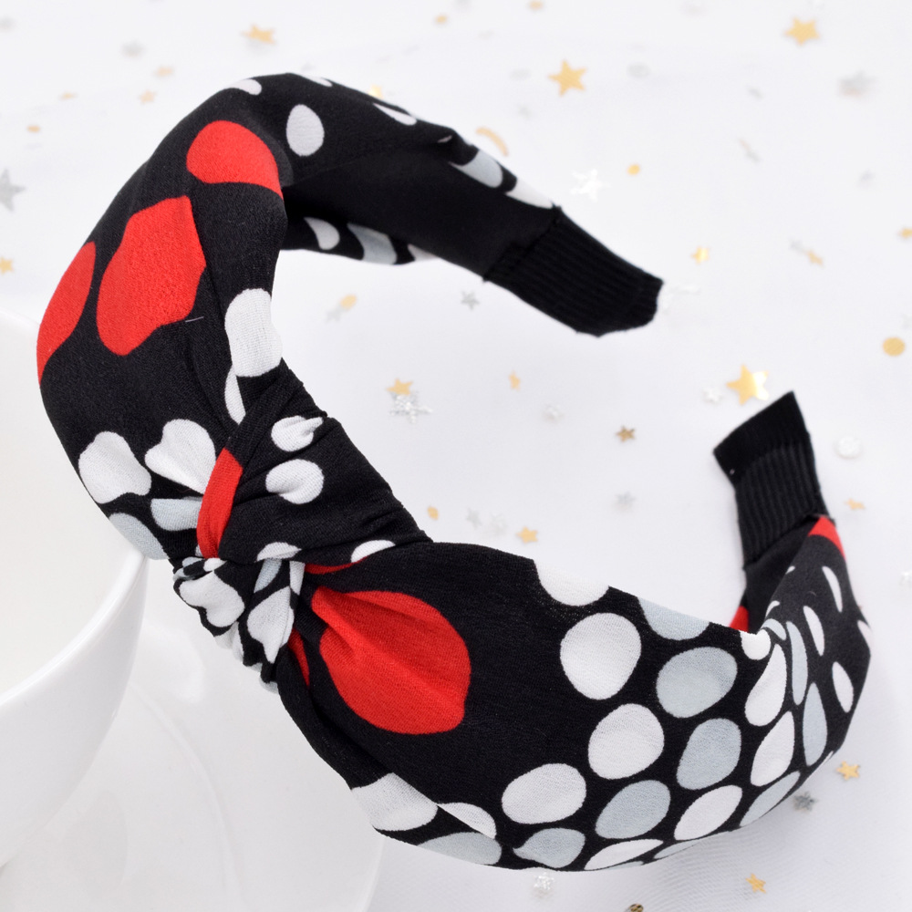 Korean New  Simple Fabric Wide-brimmed Spotted Cross Headband Wholesale display picture 4