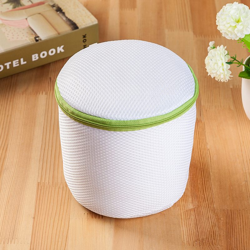 4654589237_703952201