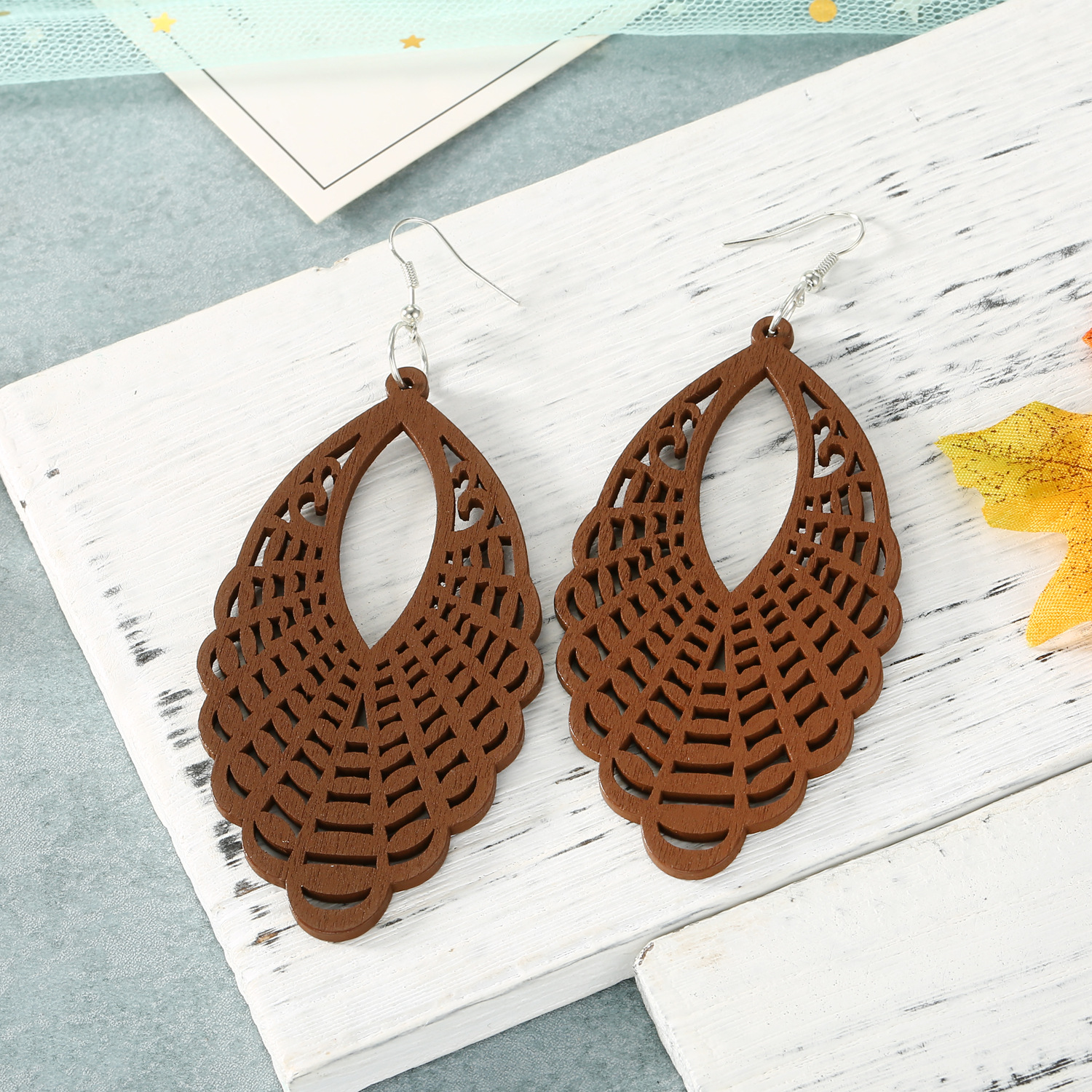 Exaggerated Carved Hollow Wood Geometric Big Earrings Earrings Retro Ear Hooks display picture 4