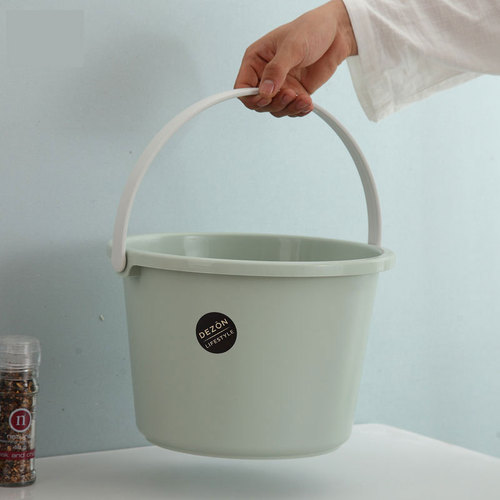 Thickened plastic household carrying bucket for laundry storage, cleaning, large size shower foot bath bucket, small size dormitory fishing bucket