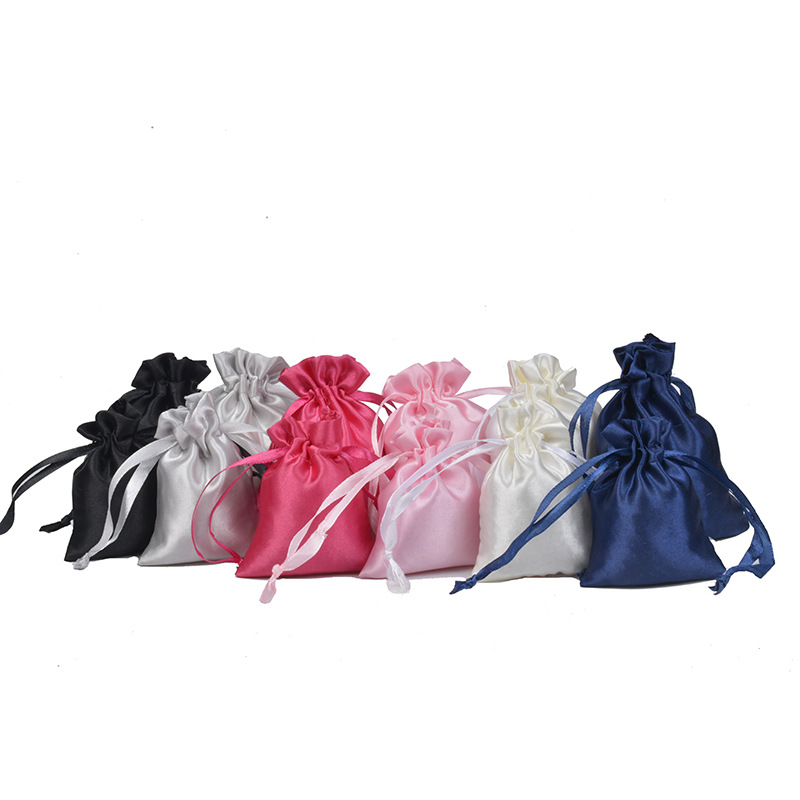 Simple Style Solid Color Satin Drawstring Jewelry Packaging Bags display picture 3