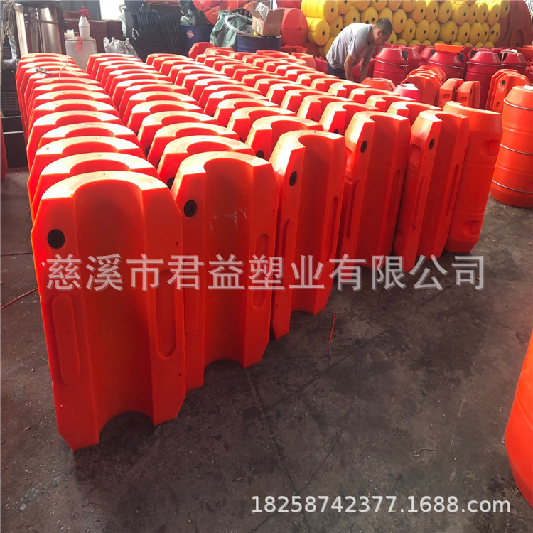 400x600mm孔径110塑料浮筒价格