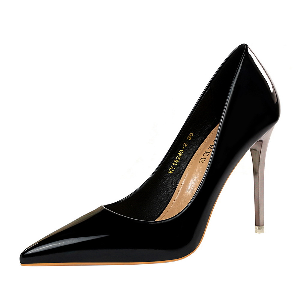 1829-2 the European and American wind metal with high glossy patent leather with shallow mouth pointed sexy nightclub show tall documentary shoes