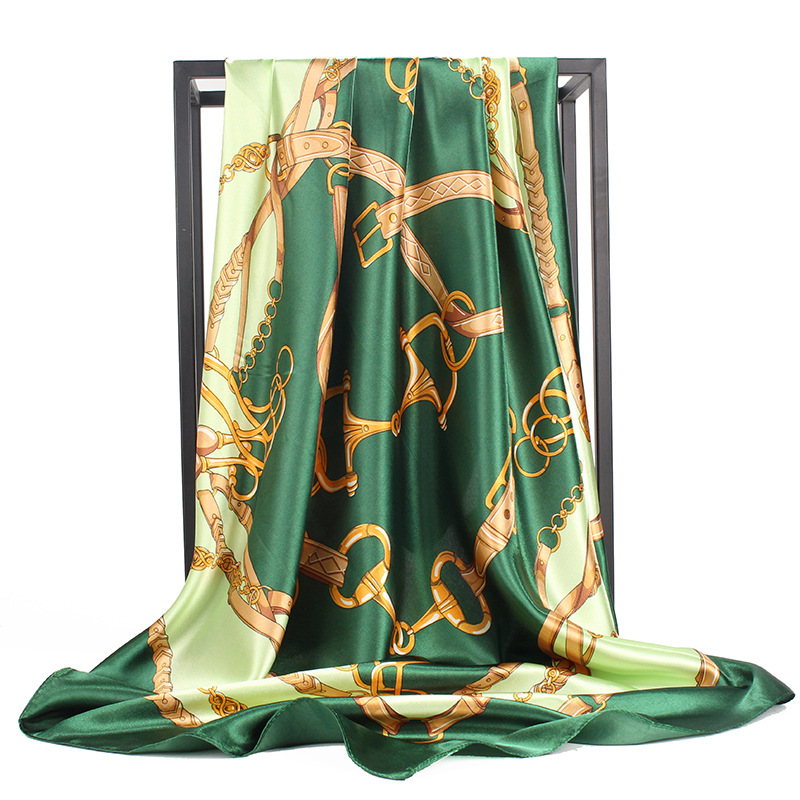 Printing Design Retro Style Women's Retro Chains Print Satin Printing Silk Scarf