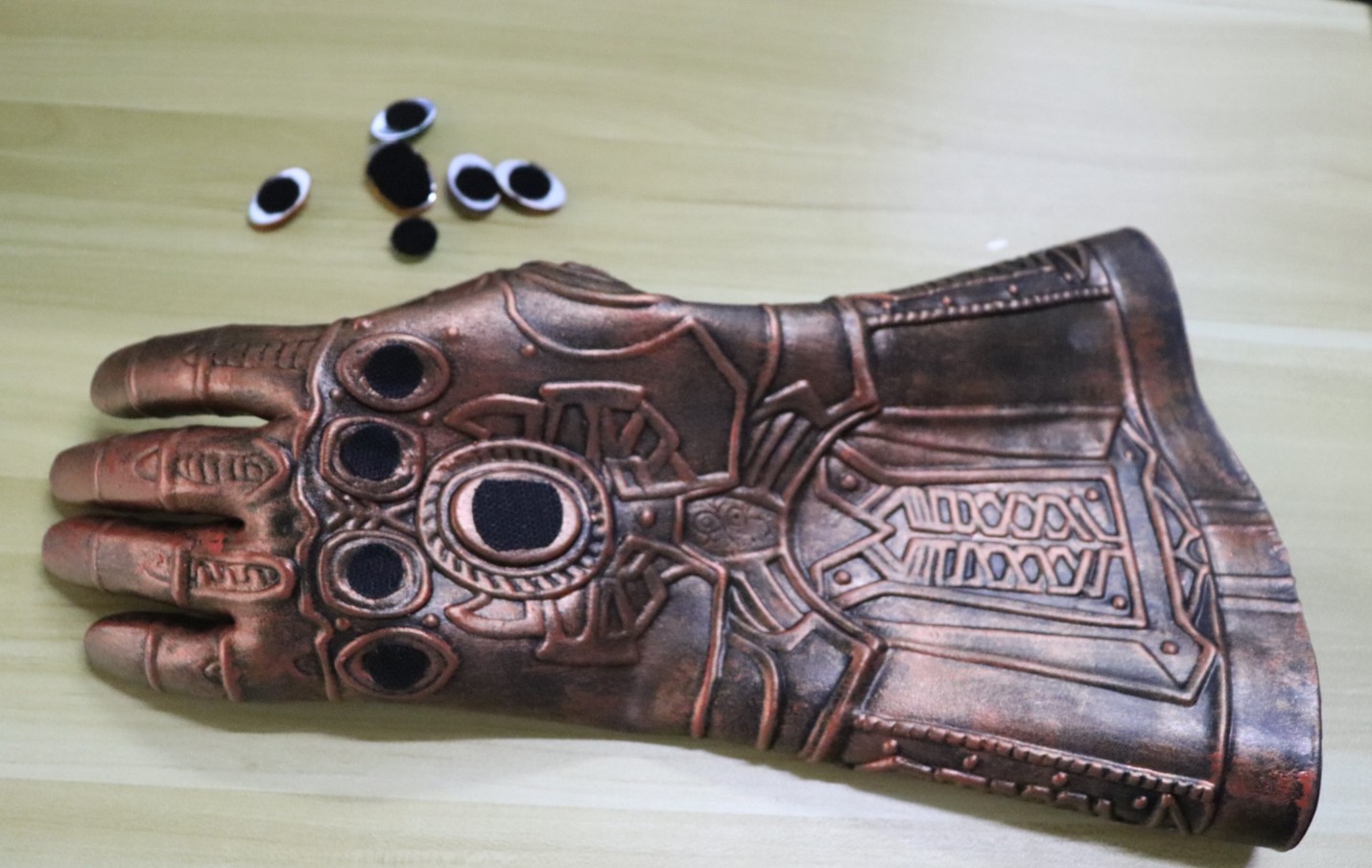 Бриллиантовые перчатки, съемный конструктор