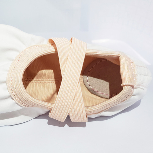 Children's soft-soled women's lace-free dance shoes girls' non-slip ethnic practice shoes baby kindergarten dancing cat claw shoes