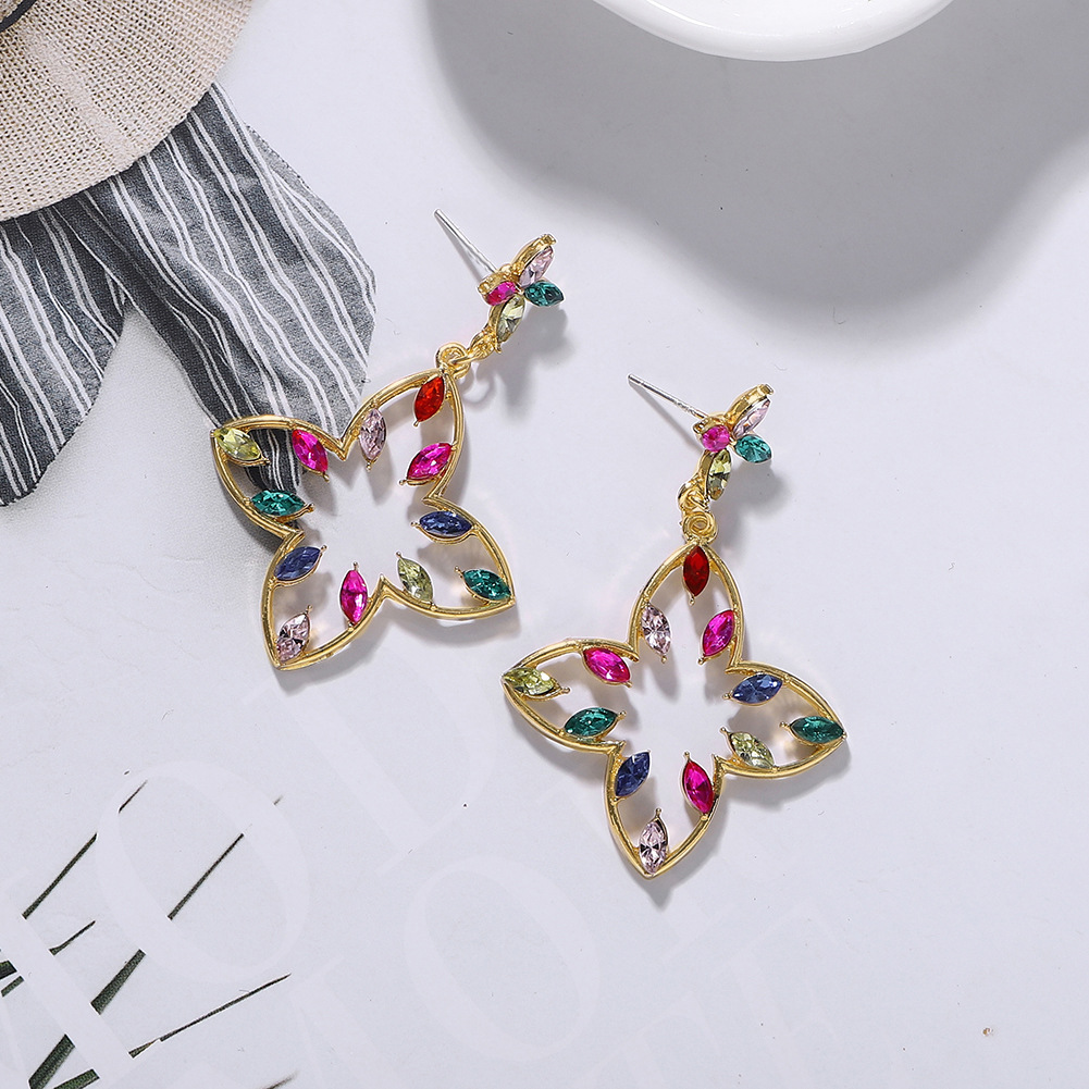 New Rhinestone Earrings Temperament Simple Birthday Gift Jewelry Wild Metal Earrings Fashion display picture 6