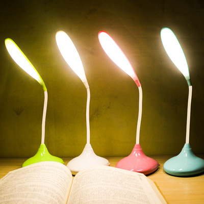 心形彎曲led台燈學生閱讀充電學習閱讀臥室床頭兒童USB閱讀燈批發