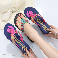 2024 New Arrival Creative Women's Cat-Heel Sandals: Non-Slip, Export-Quality Fuchsia-Style Platform Flip-Flops with Thick Sole