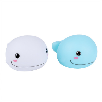 创意小鲸鱼小夜灯糖胶儿童伴睡拍拍喂奶减压氛围新奇特七彩拍拍灯