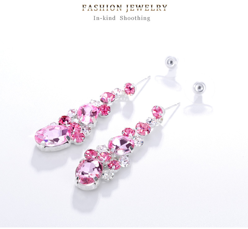 Commerce Extérieur Nouvelle De Luxe Généreux Boucles D'oreilles Longues Déesse Super Flash Boucles D'oreilles En Verre Raffiné Grâce Cristal Boucles D'oreilles Pour Mariée display picture 3