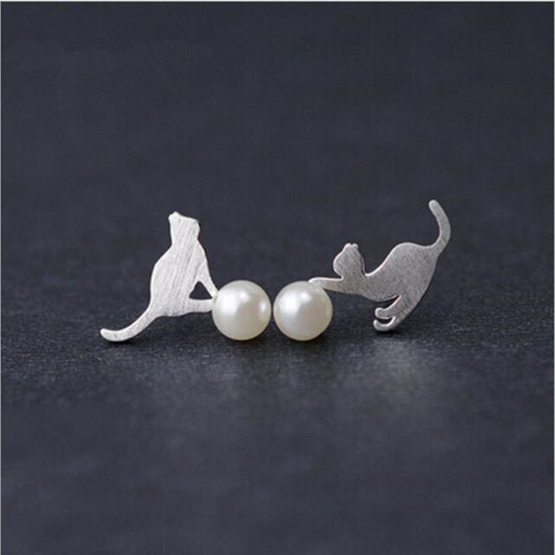 s925纯银耳饰批发 韩版时尚唯美小猫珍珠不对称耳钉