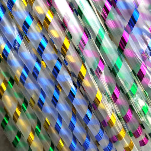 Whistle that makes a sound, large smiley face, five-pointed star and dragon, small gifts and toys for children's summer enrollment activities