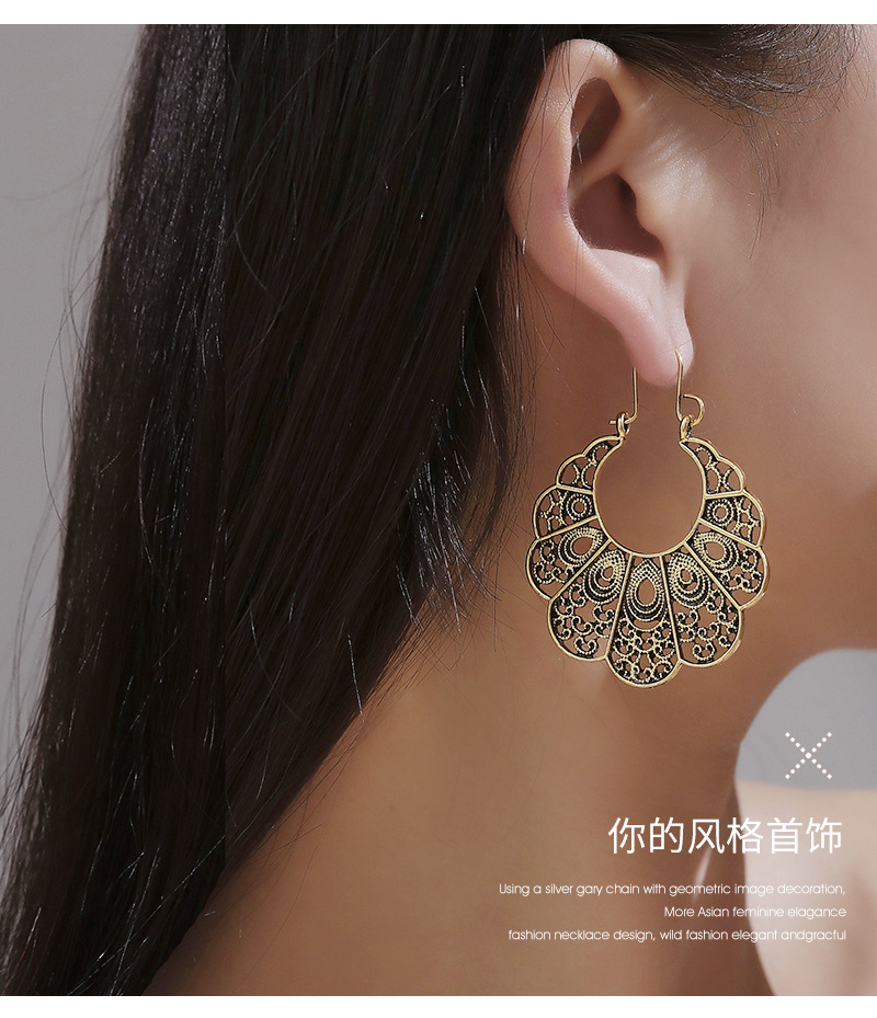 New Fashion Retro Carved Hollow Flower Geometric Earrings Antique Pattern Earrings For Women Wholesale display picture 2