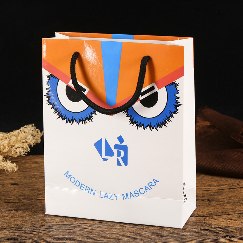 10438588390_999381752