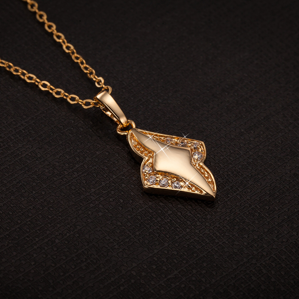 Brand copper necklace with zircon