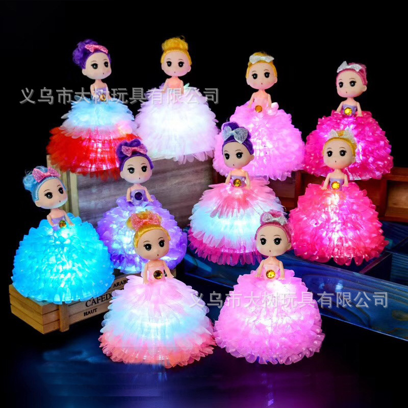 Luminosa muñeca vestido de novia chica muñeca clave colgante bolsa colgante linda chica bonita princesa confundida muñeca