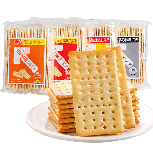 Fruit Town Soda Crackers 360g Snack Food Meal Replacement Snacks Sesame Flavor Milk Salt Flavor Whole Grain Flavor Salty