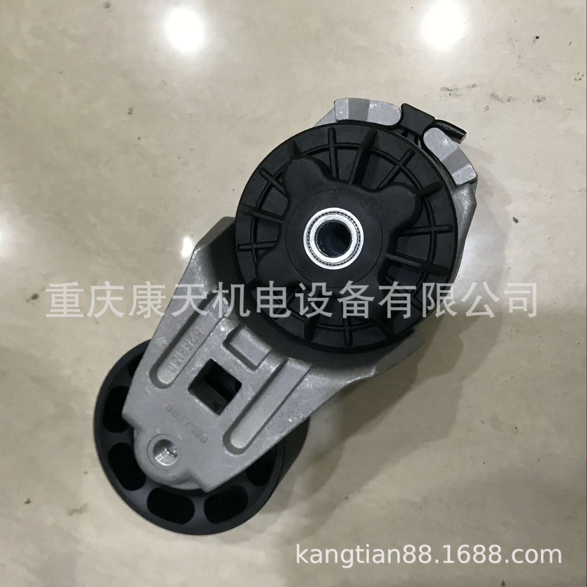 3937553 皮带张紧轮 (3).png