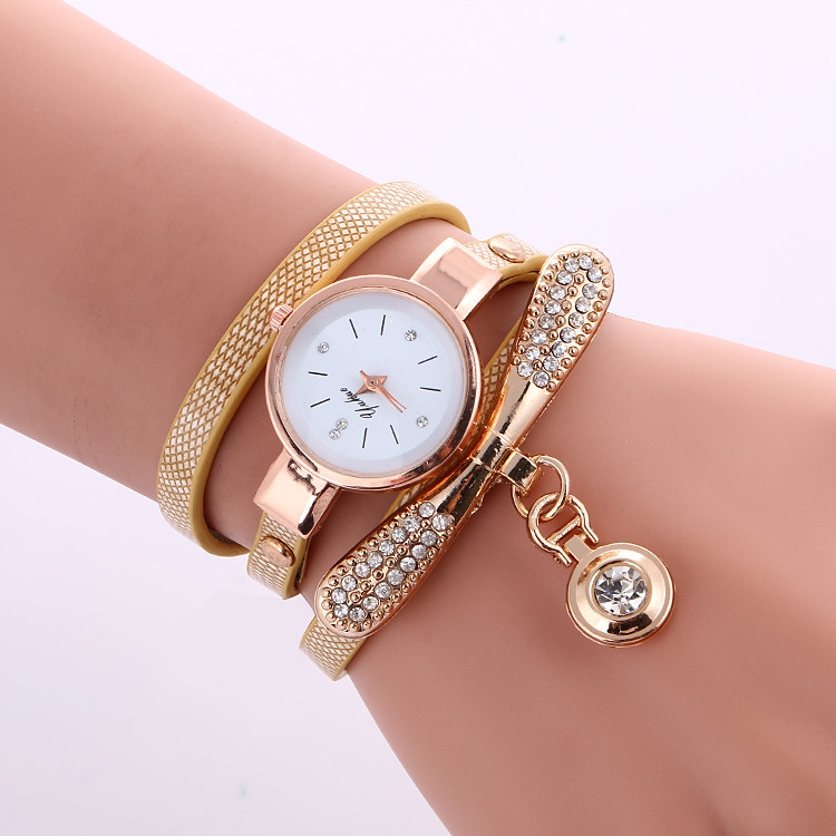 Casual Geometric Metal Snap Button Quartz Women's Watches display picture 5