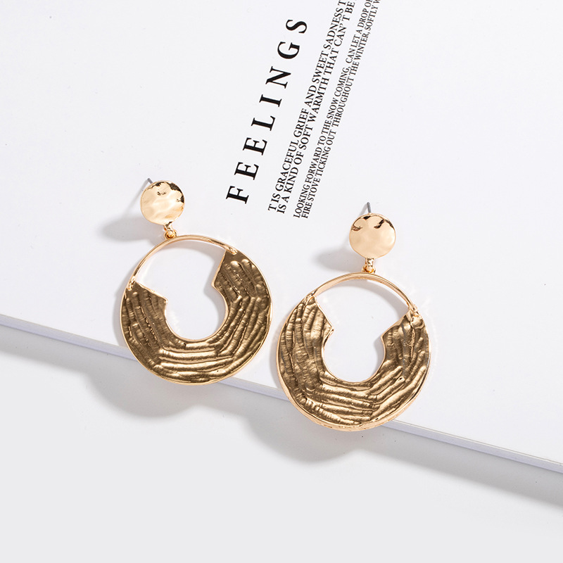 Korea Retro Exaggerated Simple  High Fashion Street Style Alloy Earrings display picture 6