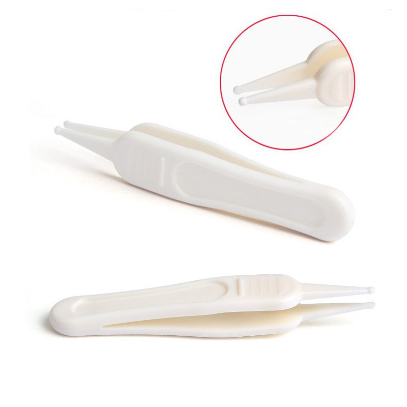 新生儿宝宝幼儿童清洁吸取器镊子清理挖鼻屎镊子 带盖母婴产品