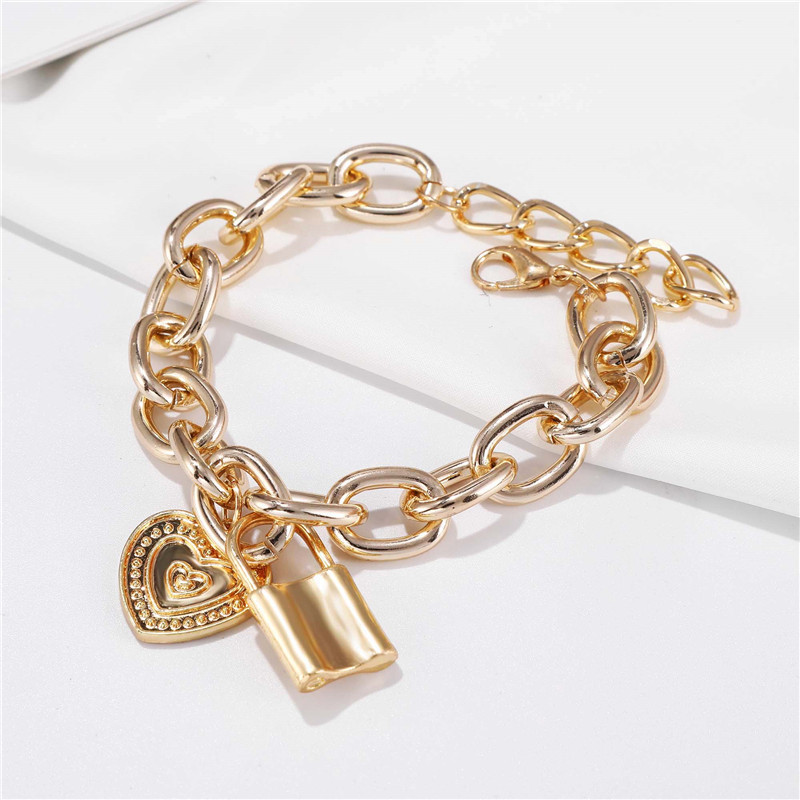 Fashion Alloy Chain Lock Love Pendant Bracelet display picture 6