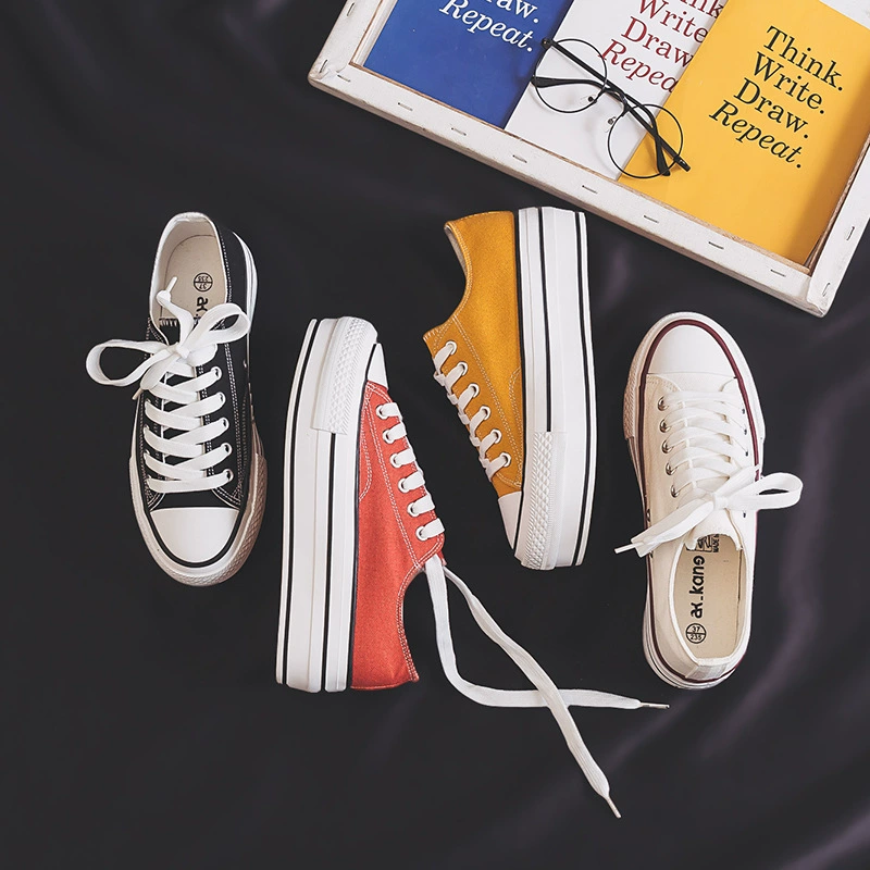 Женская парусиновая обувь для увеличения роста, новинка 2022 года, обувь в Корейском стиле, базовая Тканевая обувь на толстой подошве, Весенняя белая женская обувь, модная 8109