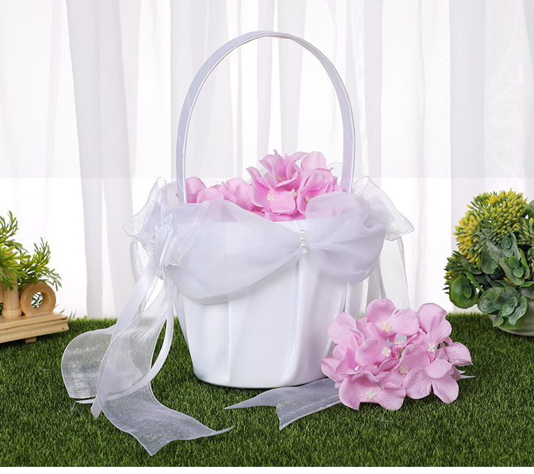 Western-style white flower basket wedding flower scattering, lace bow flower basket, flower girl carrying basket wedding supplies wholesale detail image 7