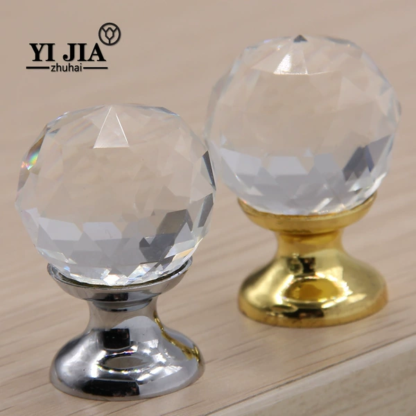 Diameter: 25 Height: 38 Weight: 32