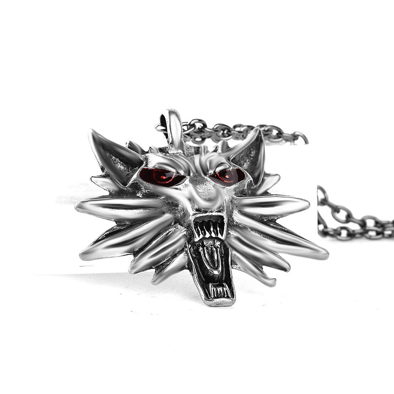 Croix-frontière Vente Chaude Européen Et Américain Autour Du Jeu Witcher3 Assistant 3 Personnalité De Tête De Loup Hommes Pendentif Collier Accessoires display picture 5