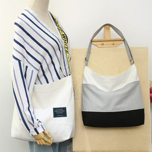Bag women's 2019 new Korean version of large capacity female student canvas bag ins color hand shoulder messenger bag wholesale