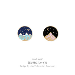 Korean brooch for women, cute Japanese style ins trendy personalized metal badge cartoon pin buckle pin accessories for men
